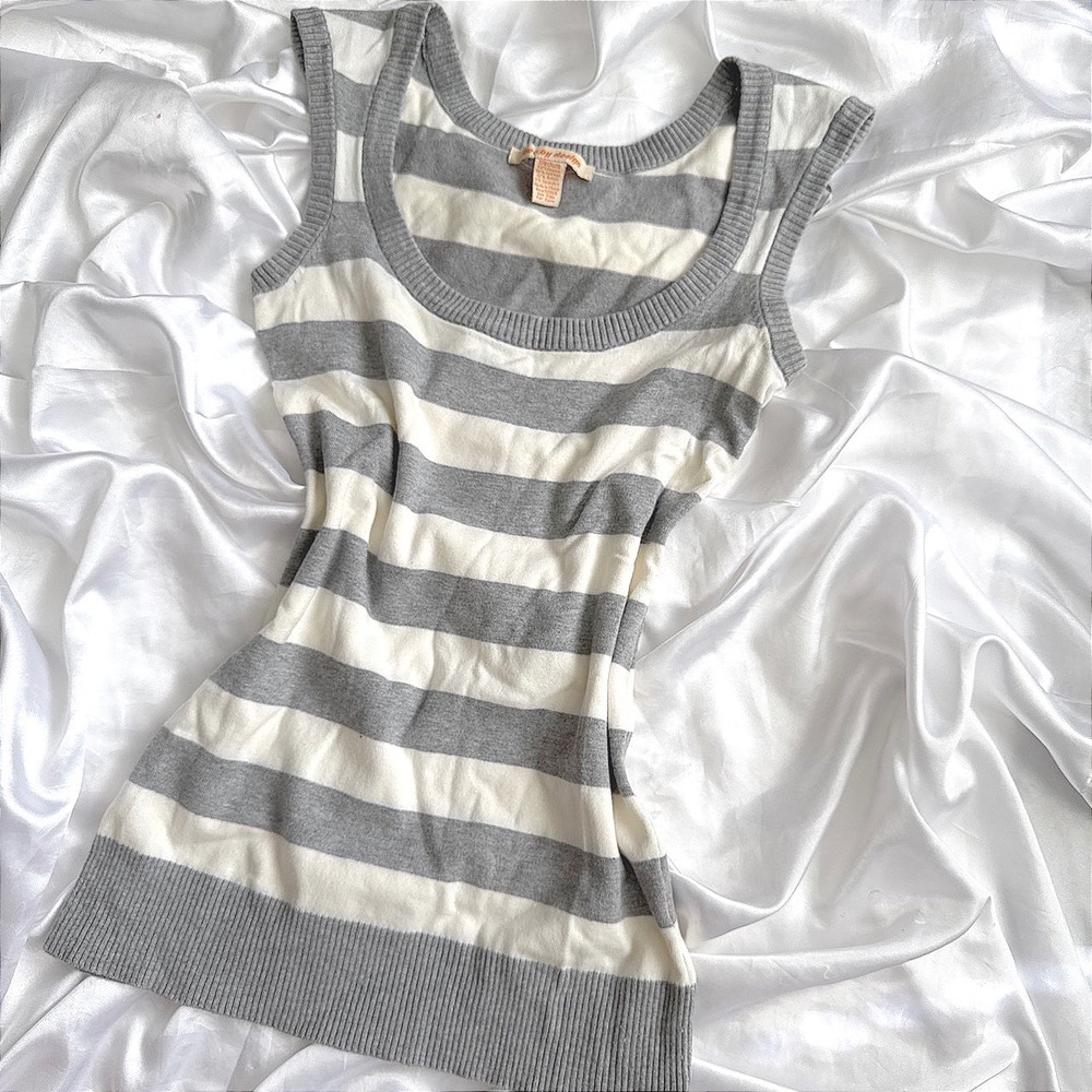 Love By Design Grey White Striped Knit Scoop Neck Sleeveless Sweater Tank Medium